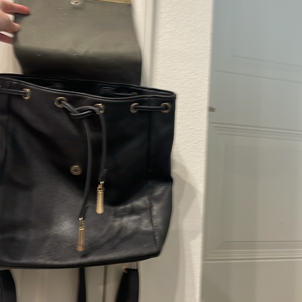 JUSTFAB preowned backpack - Picture 3 of 16